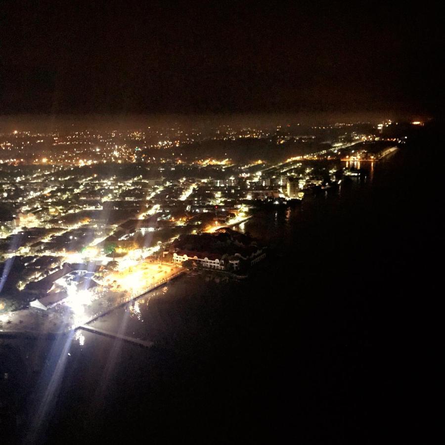 Silverscape * Malacca